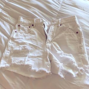 AE size 4 90s Boyfriend Shorts